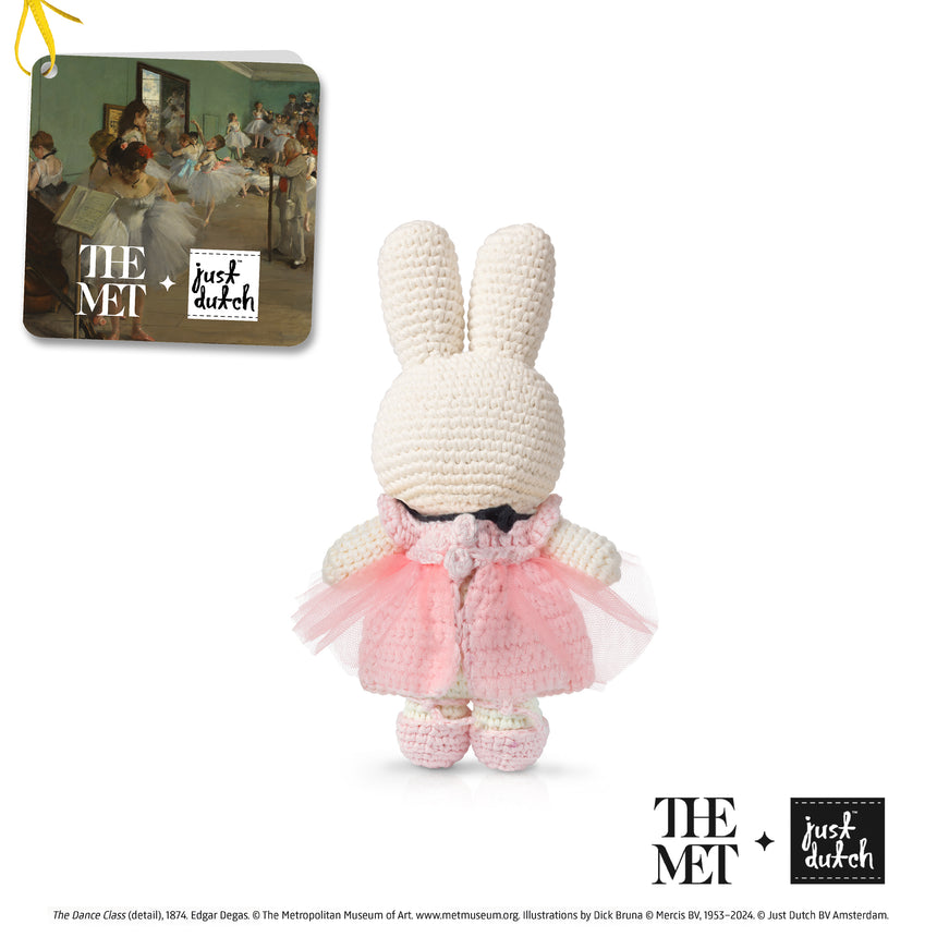 ミッフィー ハンドメイド&ドガ アウトフィット ダンスクラス