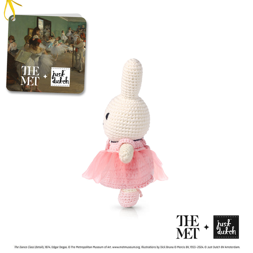 ミッフィー ハンドメイド&ドガ アウトフィット ダンスクラス