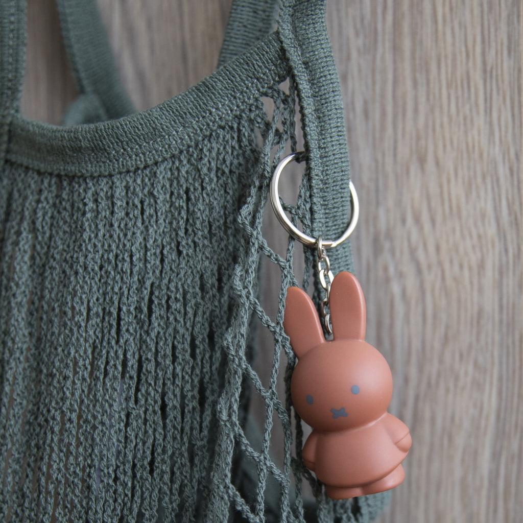 ミッフィー キーチェーン ニュアンスカラー スペースジョイ.トーキョー