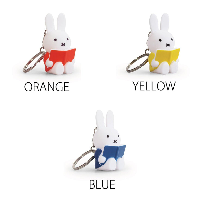 Reading Miffy Keychain | リーディング ミッフィー キーチェーン - スペースジョイ.トーキョー | SPACEJOY.TOKYO